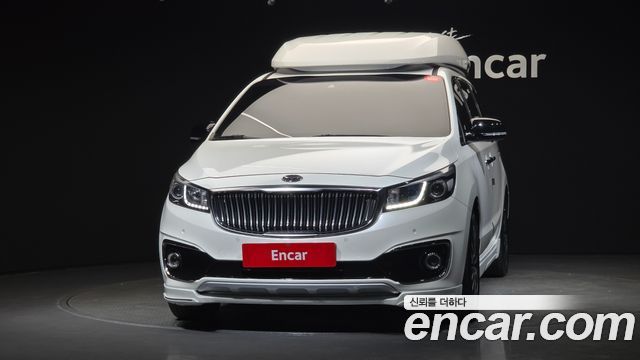 Kia Canival 2017 — photo 3