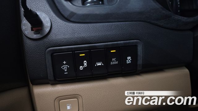 Kia Canival 2017 — photo 23