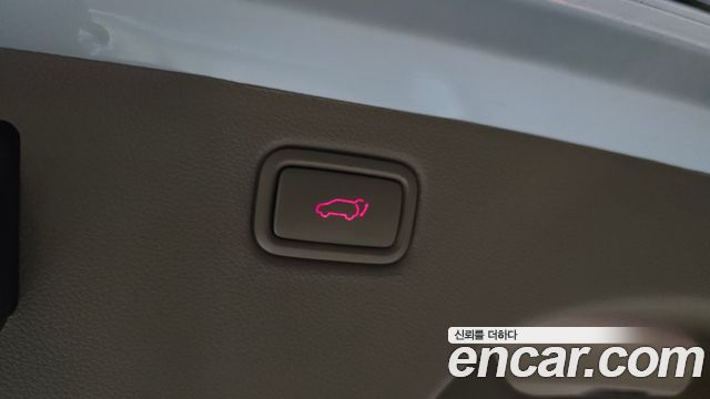 Kia Canival 2017 — photo 26
