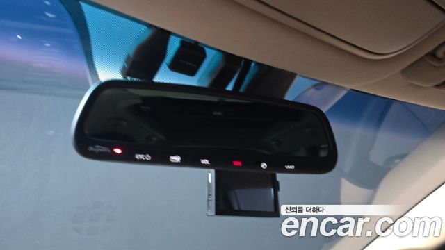 Kia Canival 2017 — photo 31