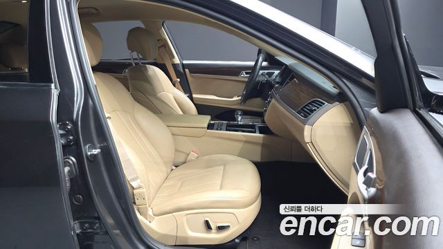 Genesis G80 2018 — photo 15