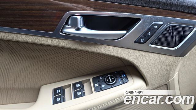 Genesis G80 2018 — photo 31