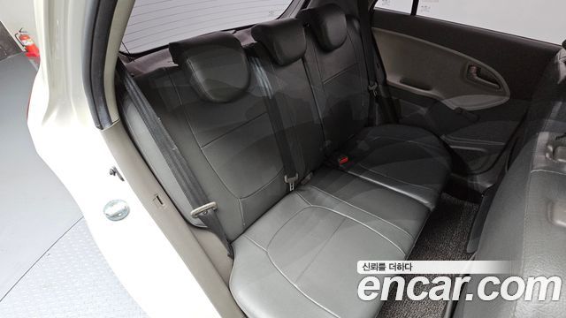 Kia morning 2016 — photo 17