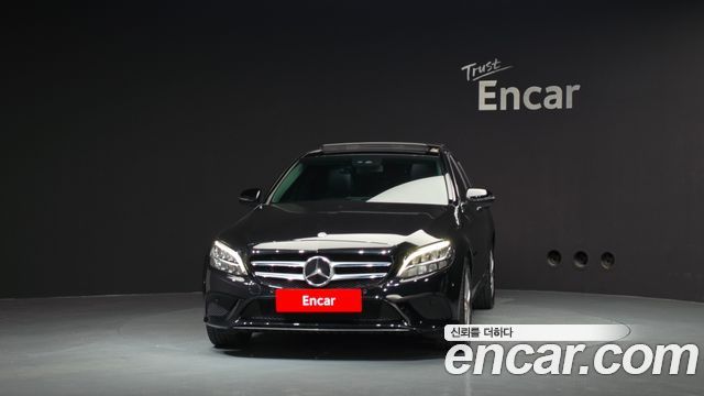 Mercedes-Benz C-Class 2020 — photo 3