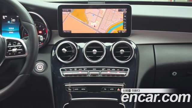 Mercedes-Benz C-Class 2020 — photo 14