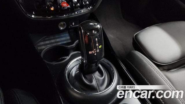 Mini Clubman 2023 — photo 9