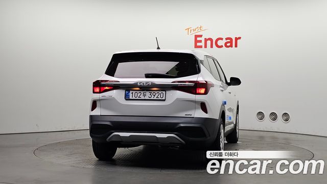 Kia Seltos 2022 — photo 4