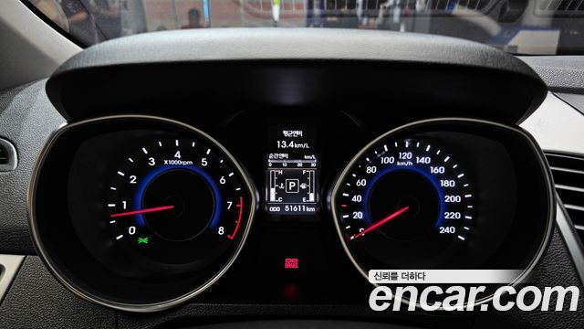 Hyundai AVANTE 2016 — photo 8