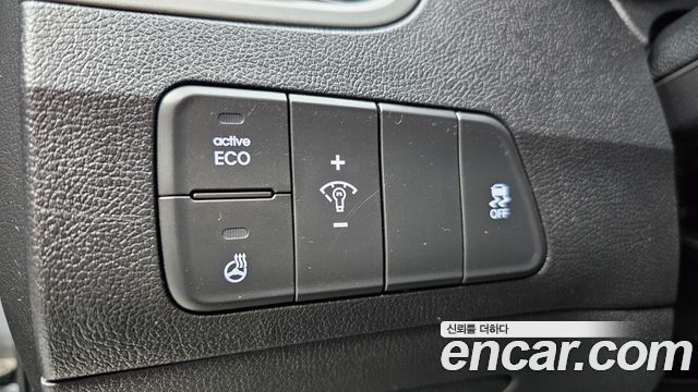 Hyundai AVANTE 2016 — photo 19