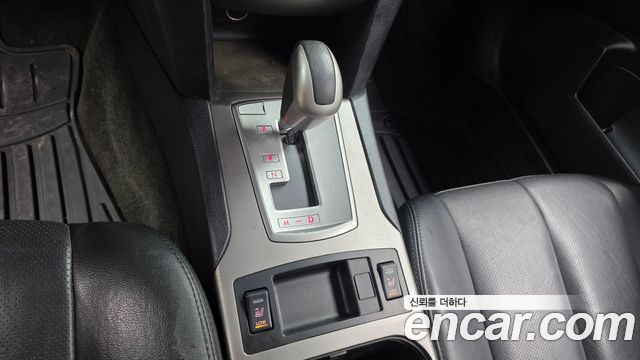 Subaru Outback 2012 — photo 9