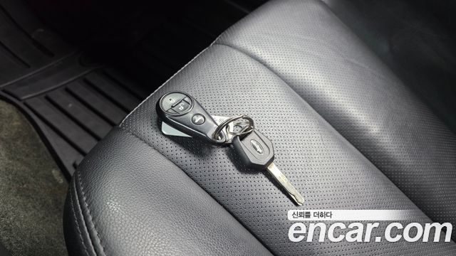 Subaru Outback 2012 — photo 16