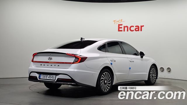 Hyundai Sonata 2022 — photo 2