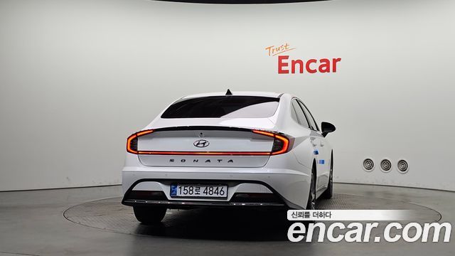 Hyundai Sonata 2022 — photo 4
