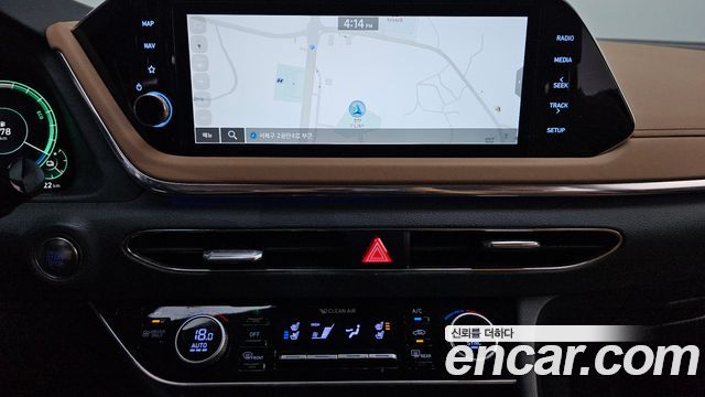 Hyundai Sonata 2022 — photo 15