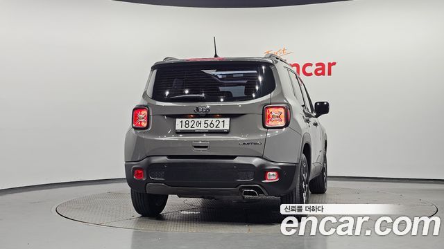 Jeep Renegade 2019 — photo 4