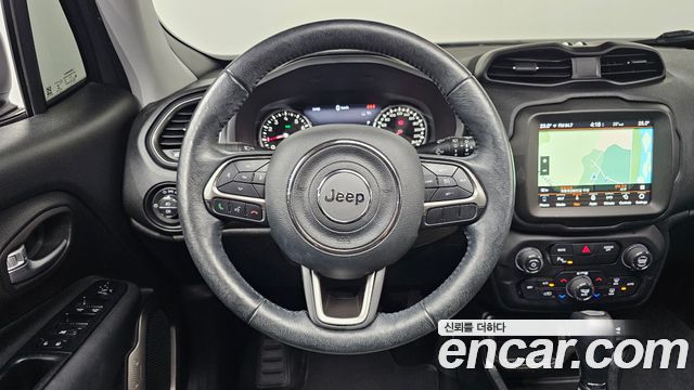 Jeep Renegade 2019 — photo 14
