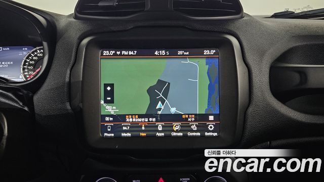 Jeep Renegade 2019 — photo 15