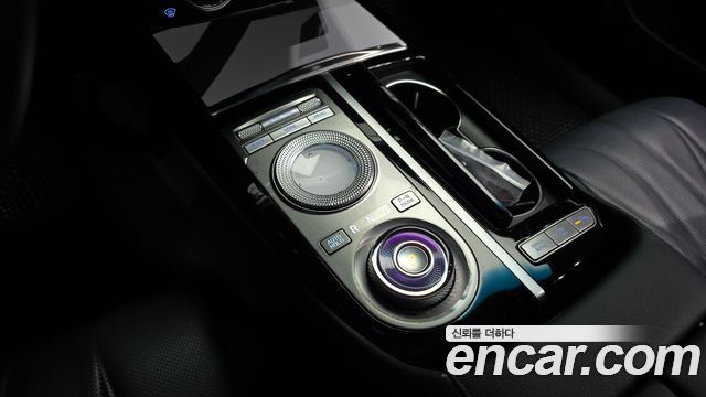 Genesis G80 2022 — photo 12
