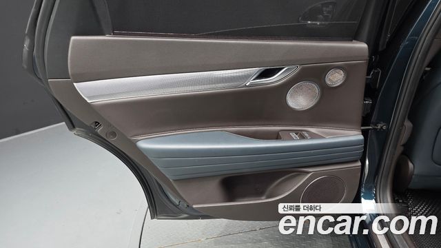 Genesis G80 2022 — photo 15