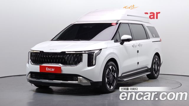 Kia Canival 2025 — photo 1