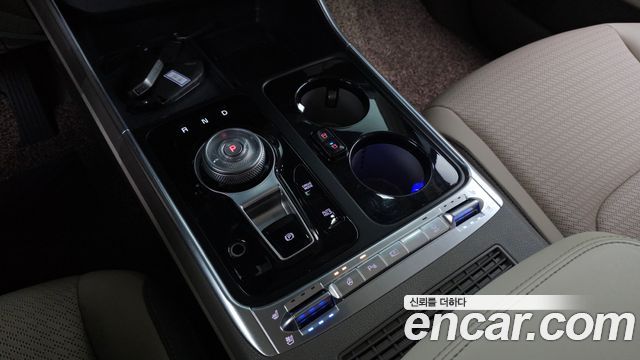 Kia Canival 2025 — photo 12