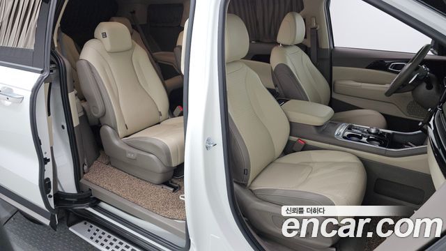 Kia Canival 2025 — photo 23