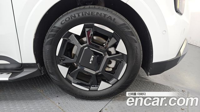 Kia Canival 2025 — photo 7