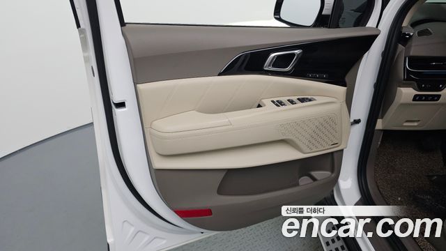 Kia Canival 2025 — photo 14