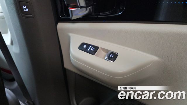 Kia Canival 2025 — photo 28