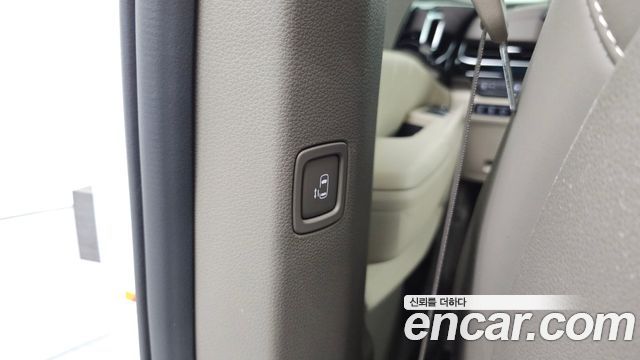 Kia Canival 2025 — photo 31