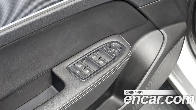 Renault Korea XM3 2023 — photo 18