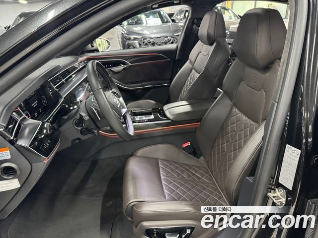 Audi S8 2021 — photo 8
