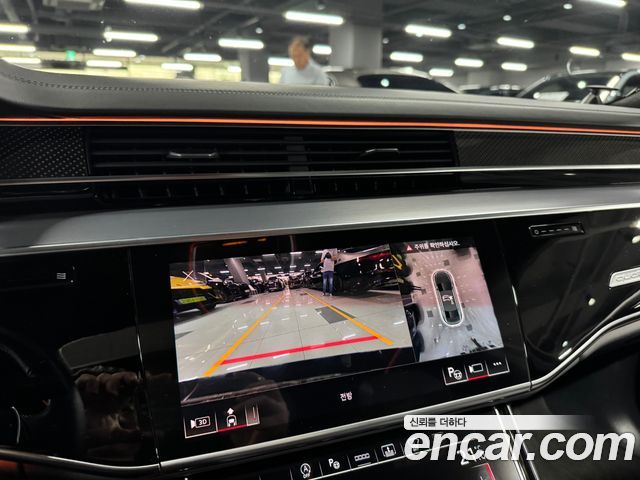 Audi S8 2021 — photo 9