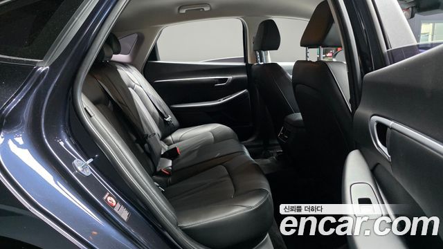 Hyundai Sonata 2020 — photo 11