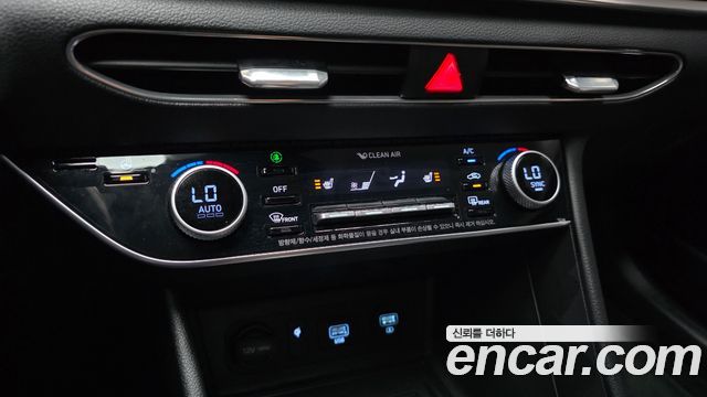 Hyundai Sonata 2020 — photo 17