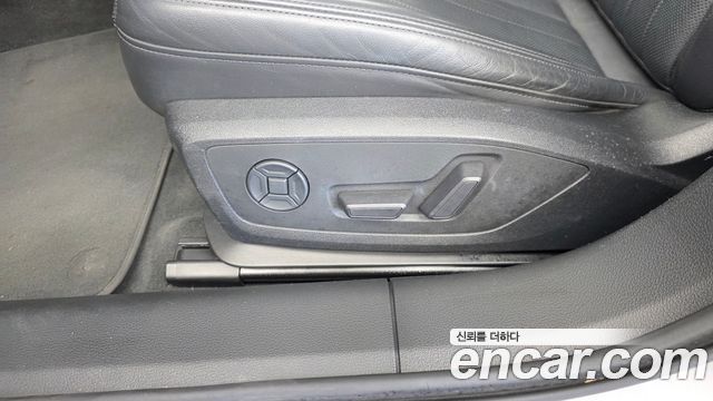 Audi A6 2020 — photo 32