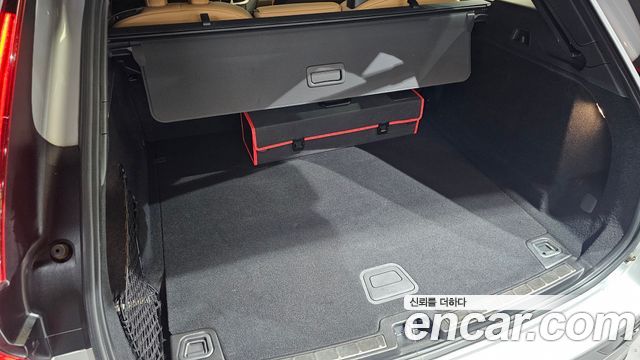 Volvo XC60 2020 — photo 29