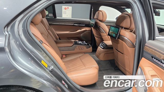 Genesis G90 2020 — photo 12