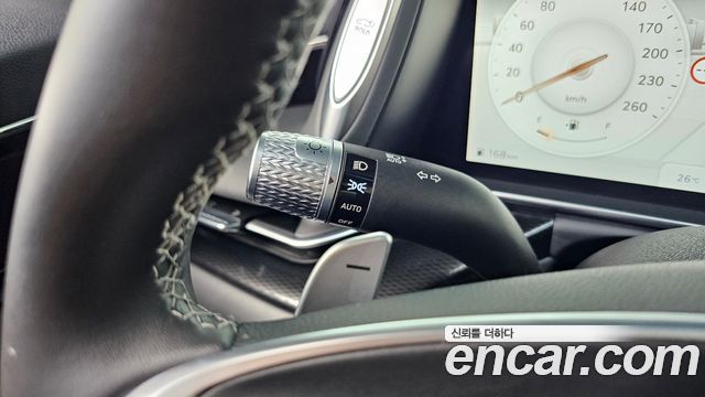 Genesis G90 2022 — photo 28