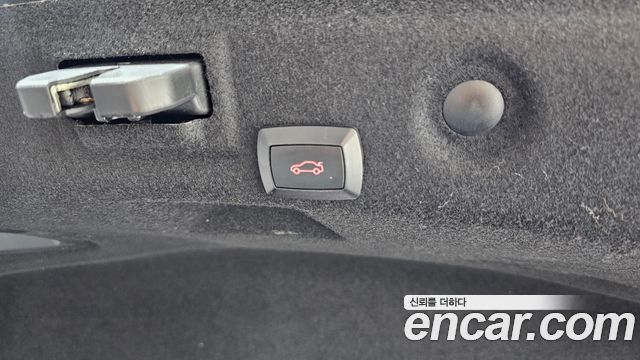 Renault Korea SM6 2019 — photo 25