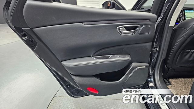 Renault Korea SM6 2019 — photo 15