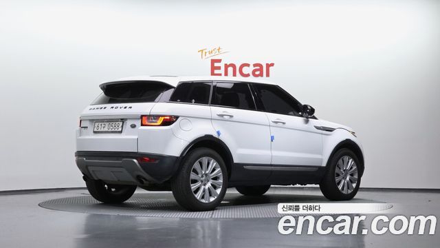 Land Rover Range Rover Evoque 2016 — photo 2