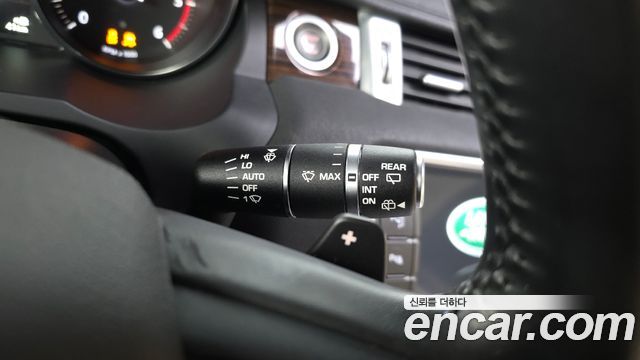 Land Rover Range Rover Evoque 2016 — photo 17