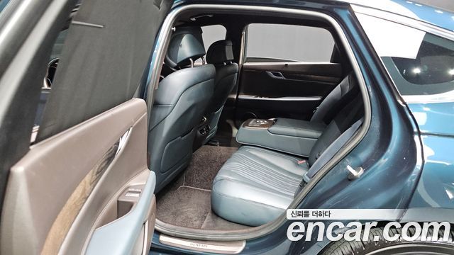 Genesis G80 2022 — photo 19