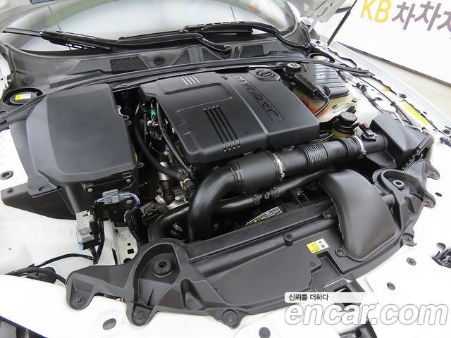 Jaguar XF 2015 — photo 19