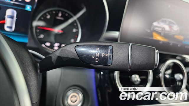 Mercedes-Benz C-Class 2020 — photo 9