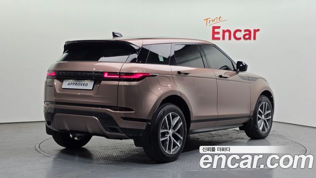 Land Rover Range Rover Evoque 2026 — photo 2