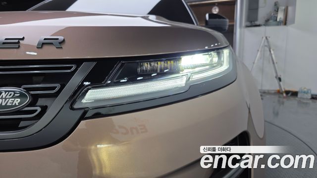 Land Rover Range Rover Evoque 2026 — photo 17