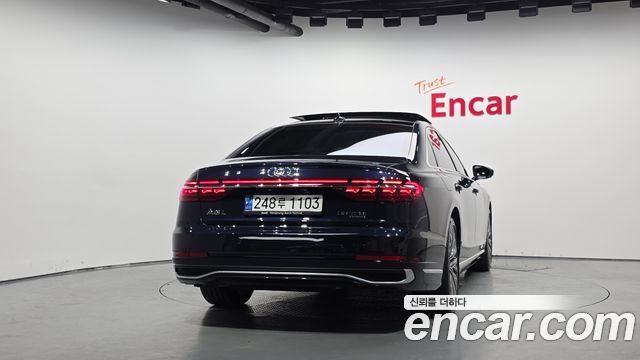 Audi A8 2023 — photo 4