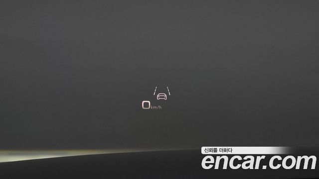 Audi A8 2023 — photo 18